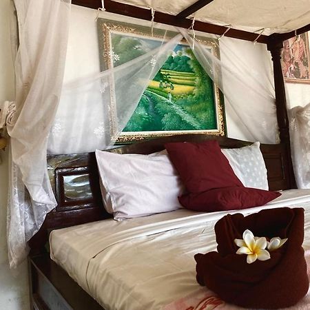Sriganesh Apartment Ambat Екстериор снимка