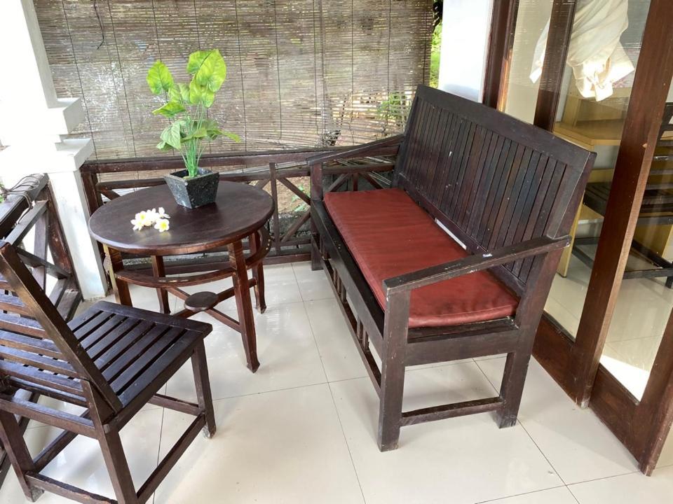 Sriganesh Apartment Ambat Екстериор снимка